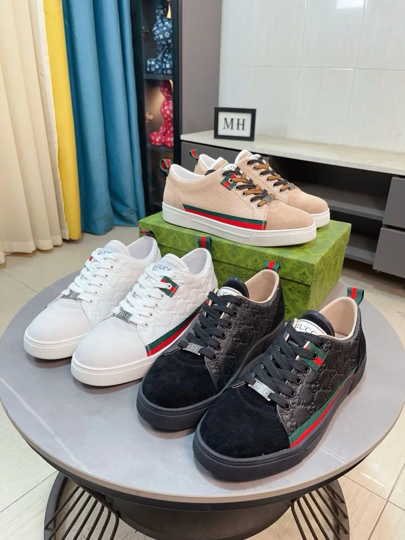 Men's shoes 💰420🌸🌸[GUCCI] Gucci's new spring and summer slip-on loafers with cartoon characters, Fendi F's low-cut trendy men's shoes, 😈The upper is made of Italian 🇮🇹 imported sheep suede with Lafayette embroidered leather, full pigskin lining, original rubber non-slip outsole! The style is high-profile and elegant, and the upper is versatile and fashionable. 🇱🇾🇱🇾A large number of ready-made and reposted pictures will be sold! 38-44,